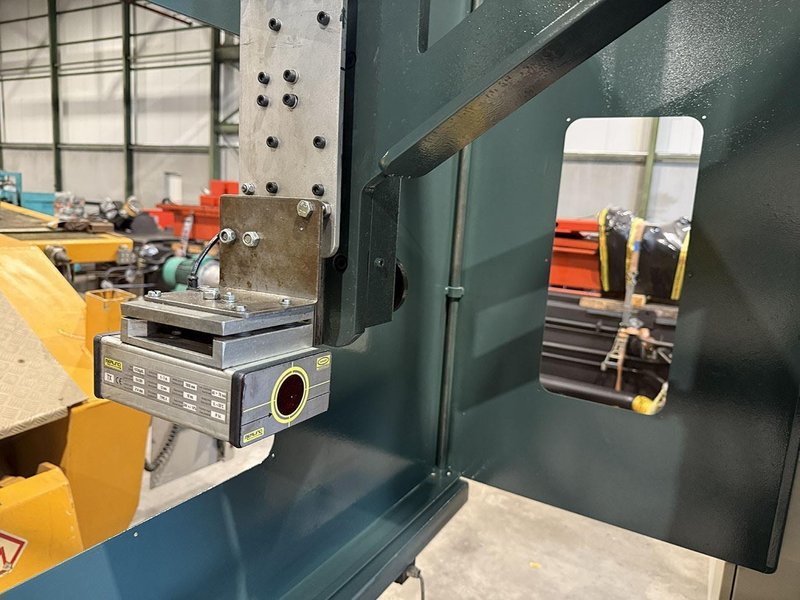 Haco ERM - 320 ton x 6100 mm CNC