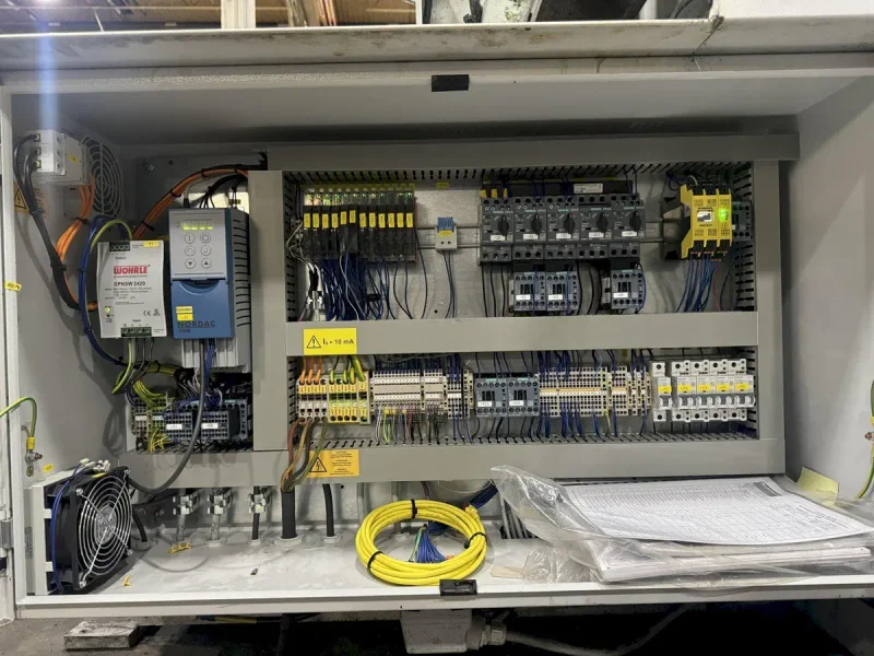 USED BEHRINGER 11.8" X 10.2" DUAL POST AUTOMATIC BANDSAW MODEL HBE 261A, Year: 2021