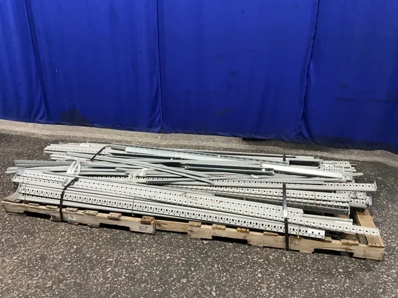 Lyon 3” X 85” Beaded Posts