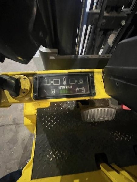 10,000# E100XL2 HYSTER FORKLIFT STOCK# 4061