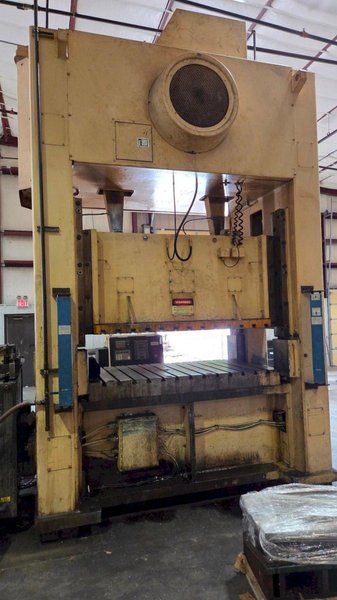 300 ton Clearing Niagara Straight Side Press For Sale Model SE2-300-84-48UH, Year 1995