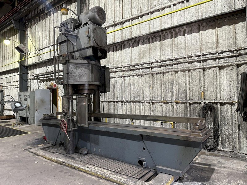 400 TON X 18' VERSON TRAVELING HEAD HYDRAULIC STRAIGHTENING PRESS: STOCK #23095