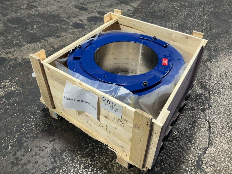 SKF 37” DIAMETER SPHERICAL ROLLER BEARING  -  OKCK 530-25988