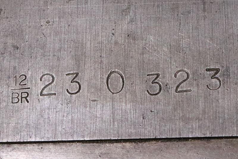 BRIDGEPORT Vertical Milling Machine, Model SERIES I