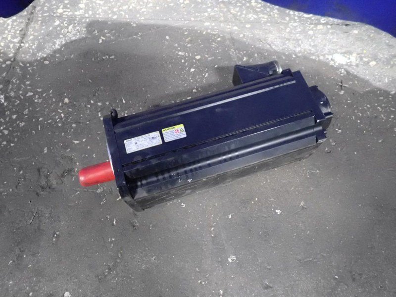 REXROTH SERVO MOTOR   -  MSK101E-0300-FN-M1-BG2-NNNN