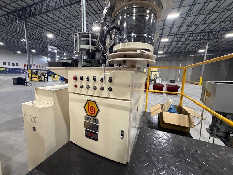 #40 Chun Zu Model CPR-16L Flat Die Thread Rolling Machine