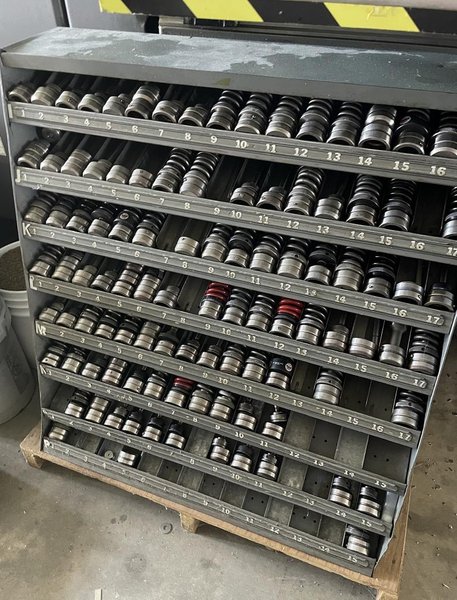 STRIPPIT U-1000-XP-OIPB TURRET PUNCH WITH TOOLING. STOCK # 0432426