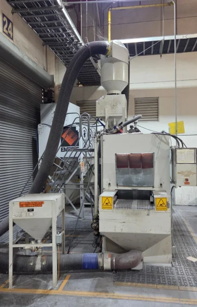 EMPIRE BLAST BOOTH MODEL #IL4884-RS CONVEYOR BELT DUST COLLECTOR SYSTEM: YOBRO #25679