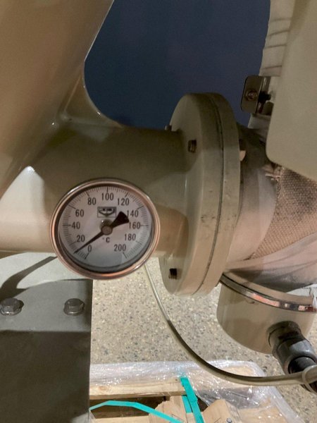 YANN BANG HD-T-50-3L001 AIR DRYER USED