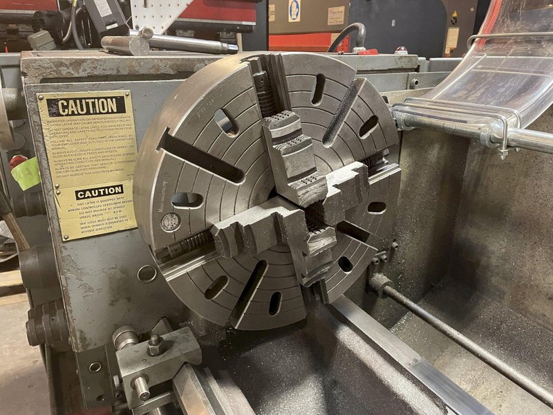 STANDARD MODERN 2060 ENGINE LATHE, 22" SWING, 60" CENTERS, IN/MM