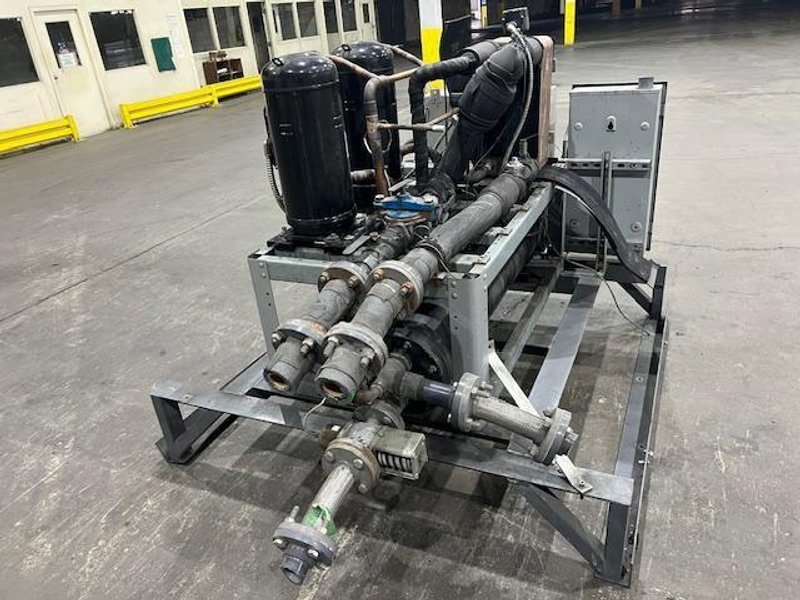 30 Ton Advantage C-30 WPT Water Cooled Chiller, 2009