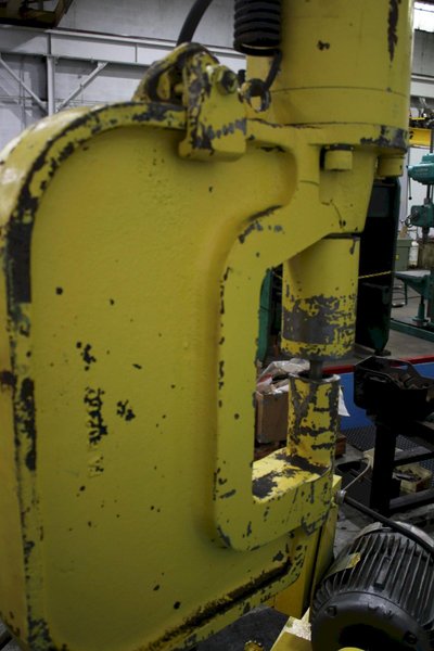 80 TON FABRLINE HYDRAULIC WEBB PUNCH: STOCK #76019
