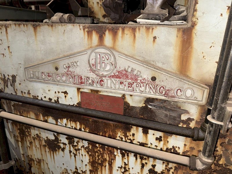 40' BUCCICONI ENGINEERING AUTOMATIC FLIP-DOWN SHEET PANEL STACKER: YOBRO #24790