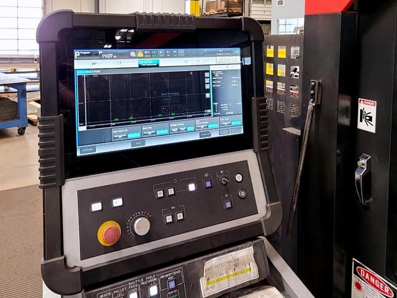 Amada FOM2 3015 NT CO2 Laser