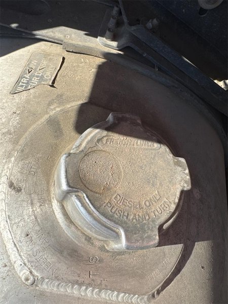 2021 Freightliner Cascadia 1FUJHHDR2MLMJ2180