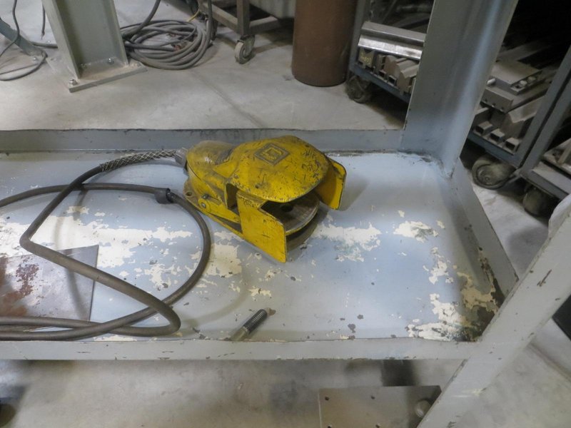 DiAcro No 24 Power Slip Roll with (3) 24&quot; Rolls- Auction Item