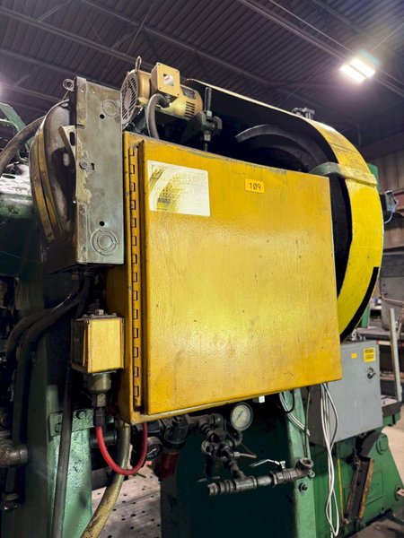 80 TON L&amp;J OBI PRESS. STOCK # 0683324