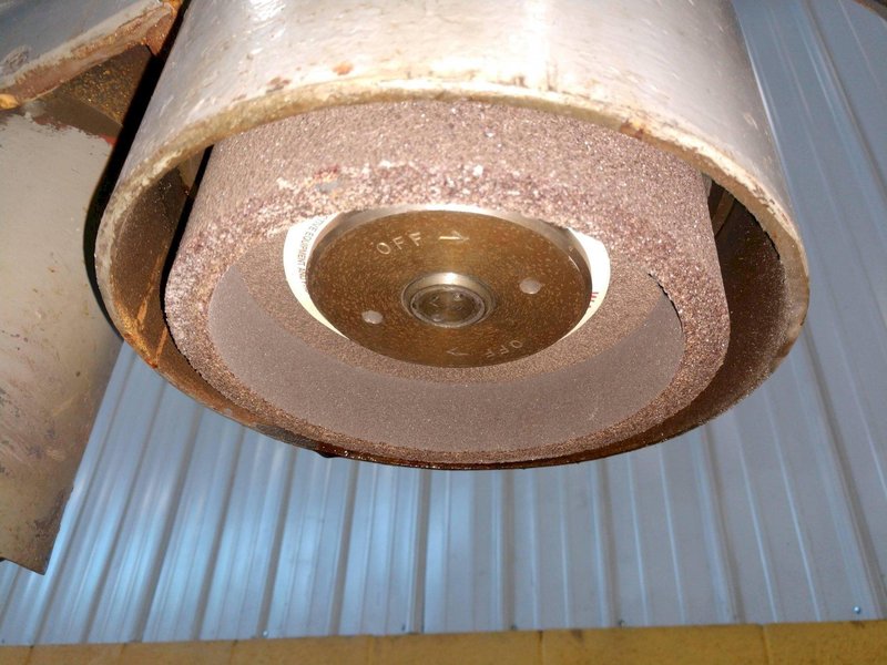 8" X 6" MEDINA MODEL #B SWIVEL VERTICAL END GRINDER : STOCK #14627