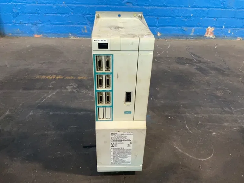 MITSUBISHI 9 KW SERVO DRIVE UNIT  -  MDS-C1-V1-90-N