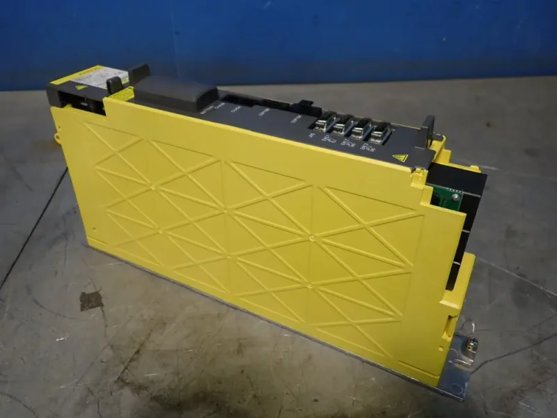 FANUC SERVO AMPLIFIER MODULE  -  A06B-6114-H302