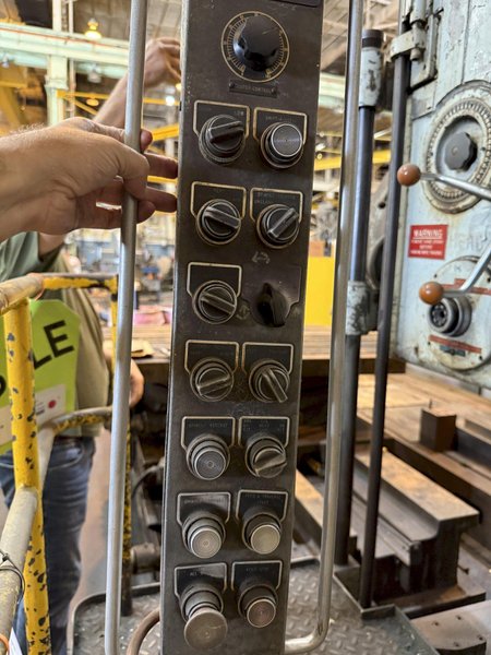 5&quot; Cincinnati Gilbert Floor Type Horizontal Boring Mill with Rotary Table and Floor Plate