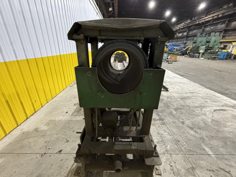 12&quot; HOLLOW SPINDLE DRILCO ROTARY PIPE WELDING POSITIONER W/ MOBILE PIPE STANDS: STOCK #21898