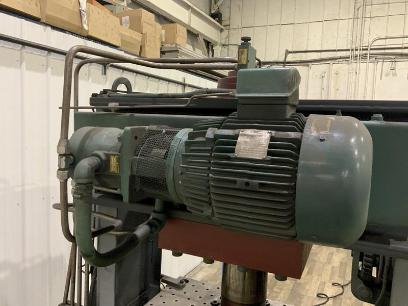 200 TON DAKE MODEL #908-201 HYDRAULIC H FRAME PRESS: STOCK #80884