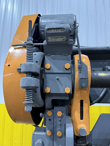 40 TON ROUSSELLE MODEL #4-B O.B.I. PRESS: YOBRO #25849