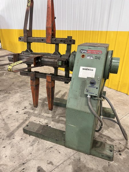 4,000 LBS X 20" EGAN MODEL #M-401-20 PULL OFF UNCOILER COIL REEL: STOCK #21119