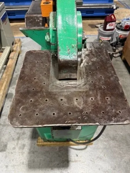 PIRANHA P3  Hydraulic Iron Worker 50 Ton USA #7576