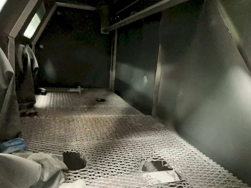 ZERO MFG SAND BLAST CABINET  -  BNP 220