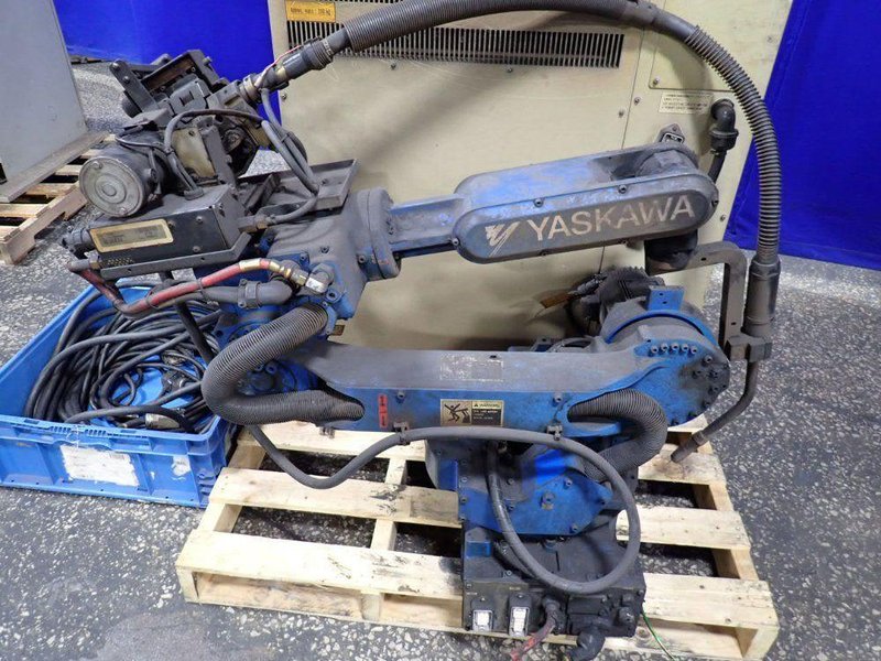 YASKAWA MOTOMAN ROBOT  -  MOTOMAN-MH6
