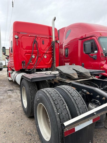 2020 Freightliner Cascadia 1FUJHHDV5LLLC1671