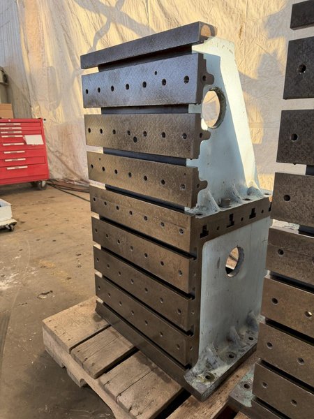 20" X 40" DEVLIEG BOX TYPE 4-PIECE ANGLE PLATE SET. STOCK # 0115126