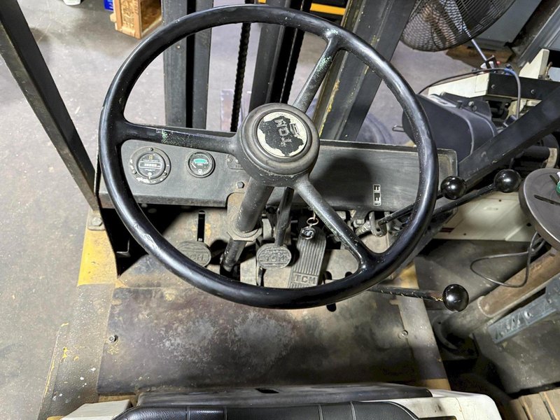 TCM FCG25 LP Fork Lift Truck 5,000lbs Capacity