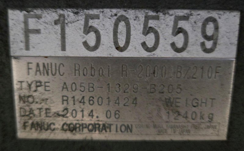 FANUC R-2000IB/210F + R30IB ROBOT ARM AND CONTROL CABINET USED