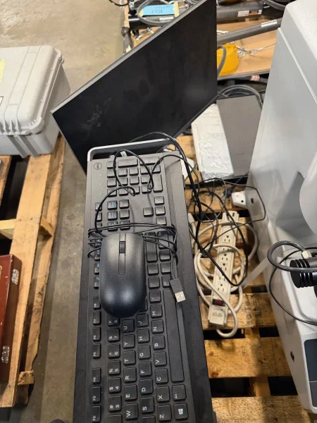 Mitutoyo model HM-210 type B micro vickers hardness tester