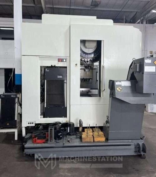 Kitamura MyCenter 3XiF Spark Changer CNC Vertical Mill