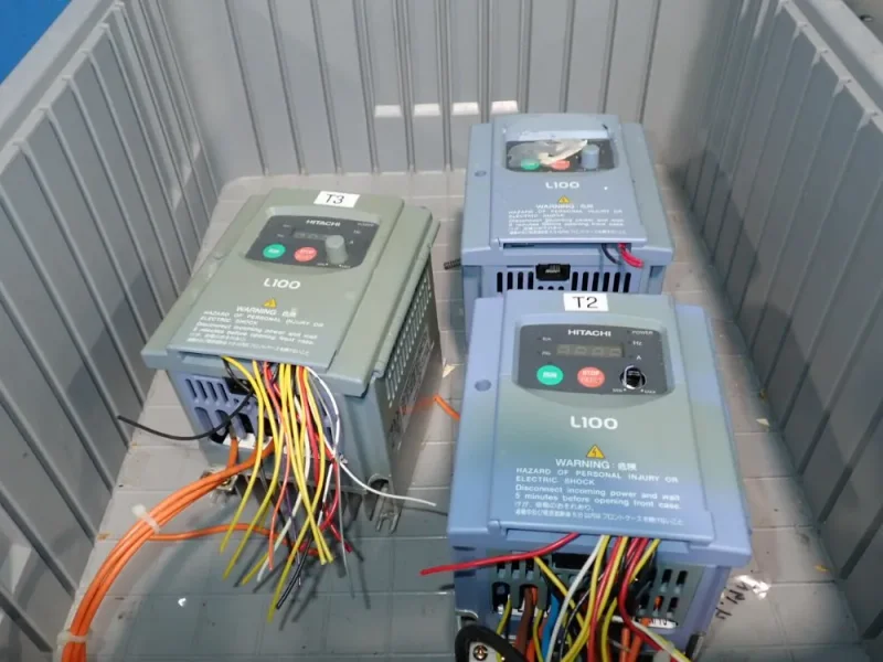 HITACHI VFD  -  L100-007NFU