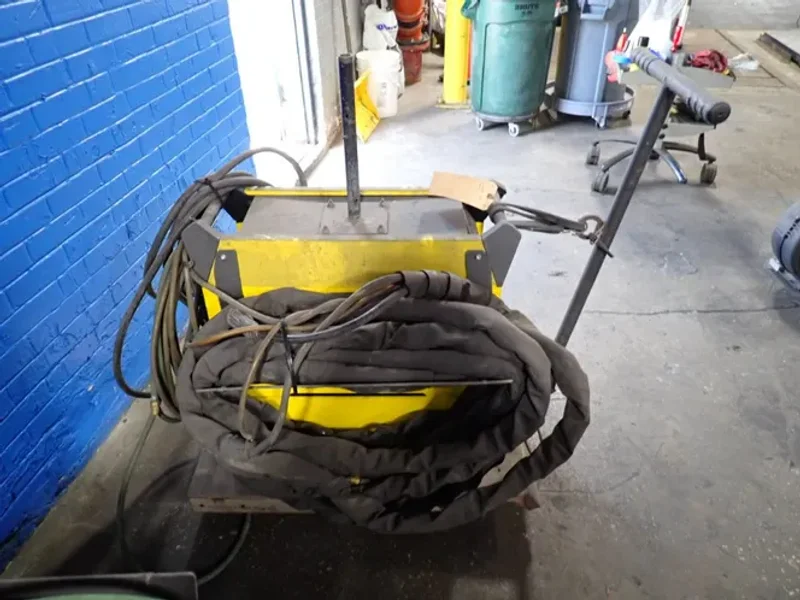 Esab Welder - Warrior 500 Cc/cv