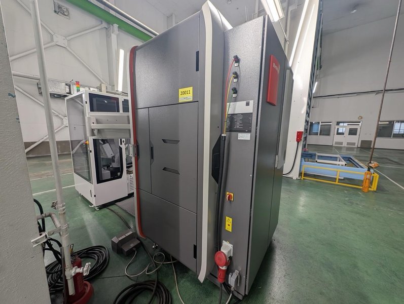 44 Ton x 3.5′ Bystronic Xpert 40/1030 CNC Hydraulic Press Brake, 2019 – w/ KUKA KR10R1100 Robot, 6 Axis Backgauge