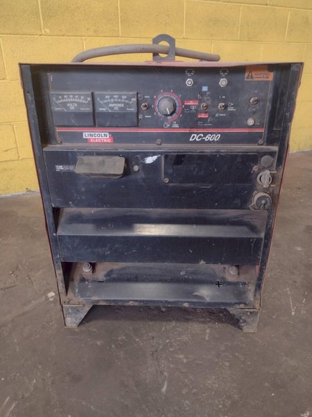 600 AMP LINCOLN MODEL #DC-600 WELDING POWER SOURCE: STOCK #16687