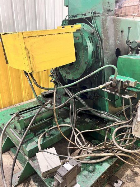 15,000 LB X 36” SECO POWERED UNCOILER COIL REEL, ON TRAVERSING BASE: STOCK #22957