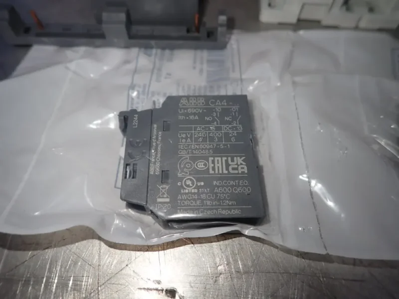 ABB CONTACTOR  -  AF26