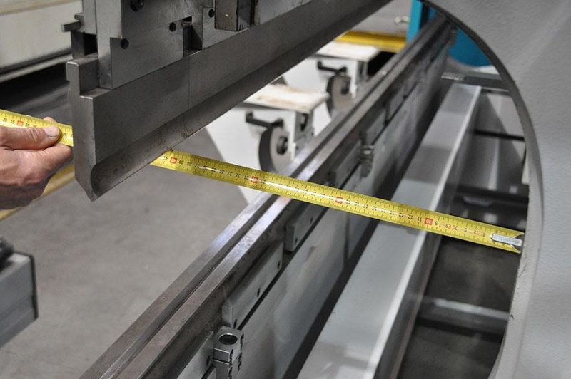 Adira - PM 135 ton x 3100 mm CNC