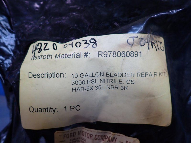 REXROTH 3000 PSI 10 GALLON BLADDER REPAIR KITS  -  R978060891