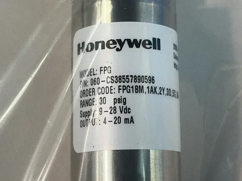 HONEYWELL 30PSIG RANGE PRESSURE TRANSDUCER  -  060-CS38557890596