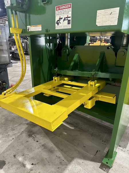 4&#039; X 1/2&quot; BETENBENDER MODEL #4-500 HYDRAULIC SQUARING SHEAR: STOCK #11792