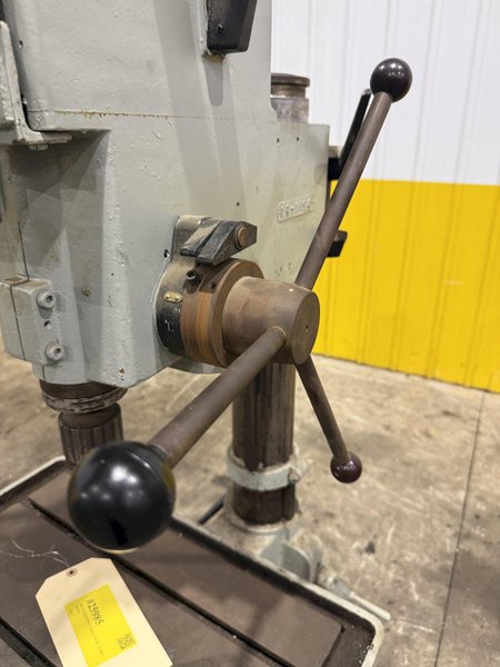 25" SOLBERGA GEARED HEAD SINGLE SPINDLE DRILL PRESS: YOBRO #25985