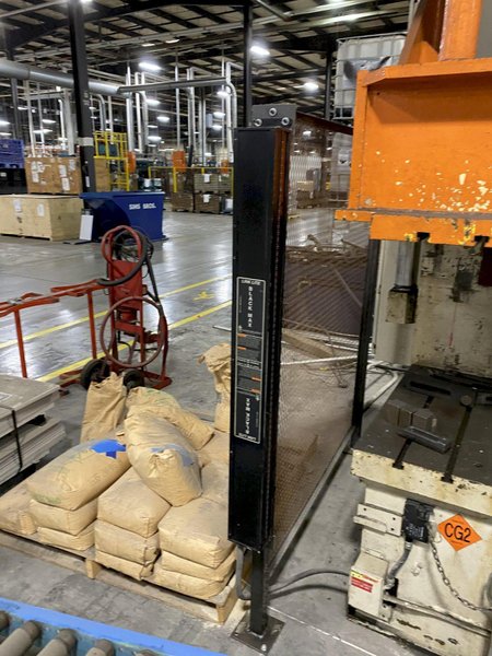 250 TON HANNIFIN HYDRAULIC C-FRAME PRESS. STOCK # 0848920